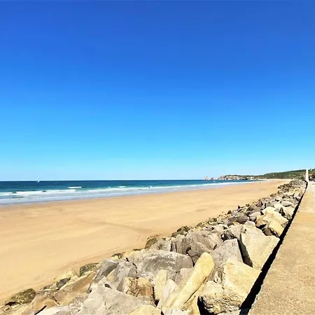 Avec Balcon Et Parking A - Fr-1-2-448 Hendaye